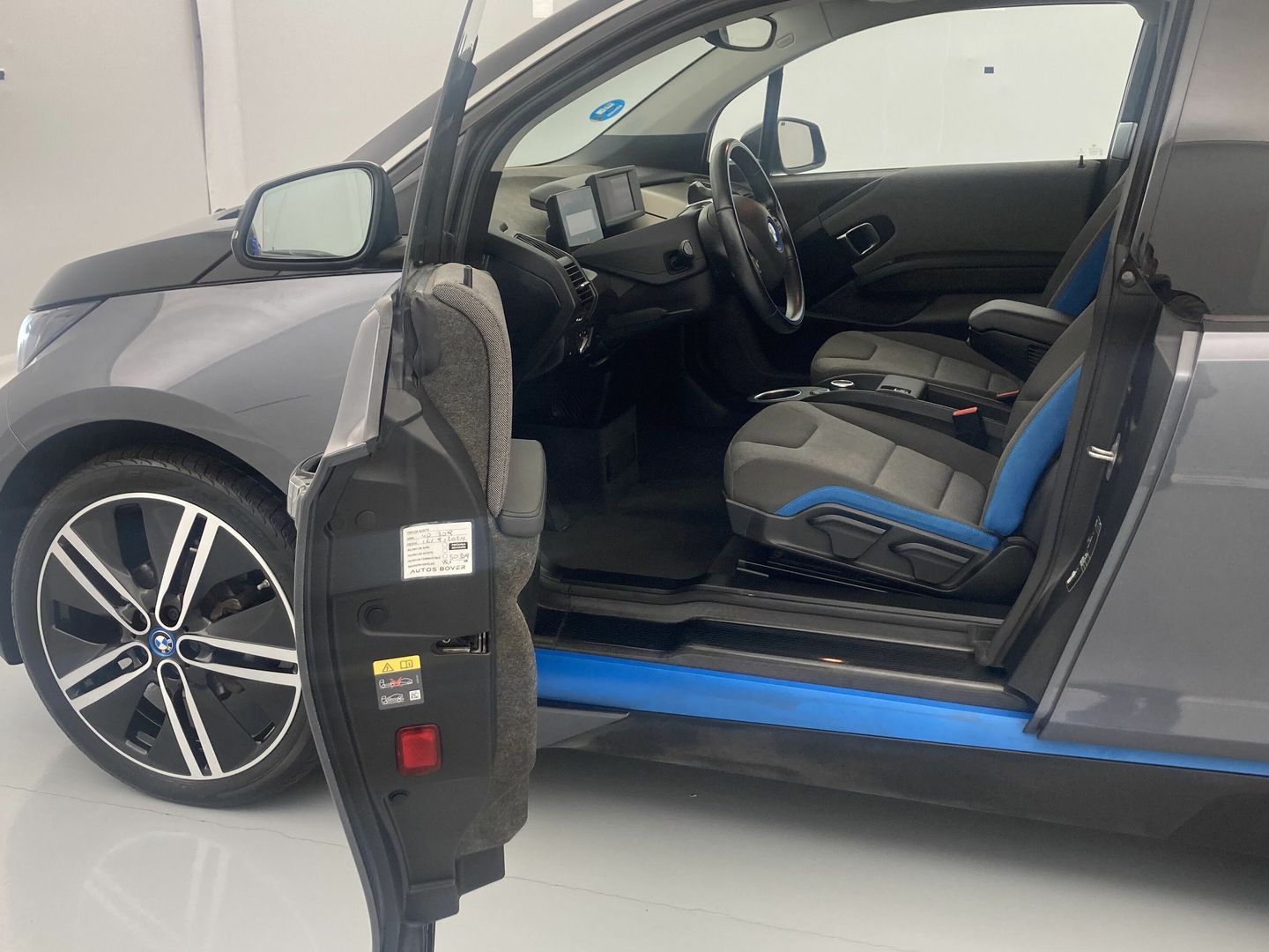 BMW i3 120Ah 125 kW (170 CV)