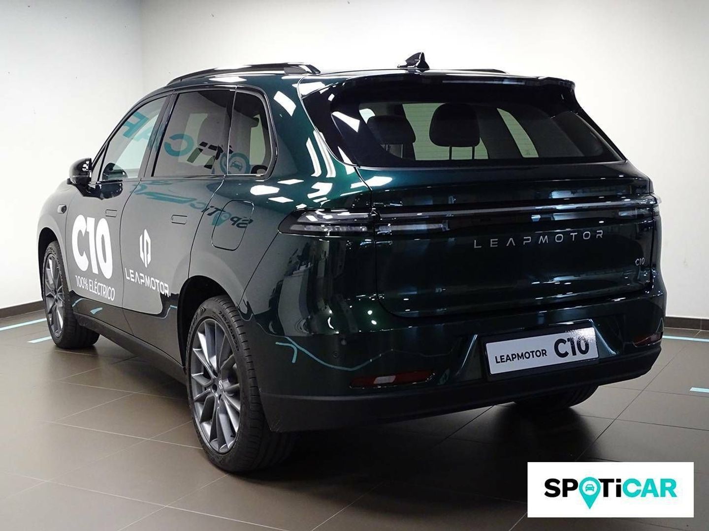 Leapmotor C10 BEV 69.9kWh Design Auto 160 kW (218 CV)
