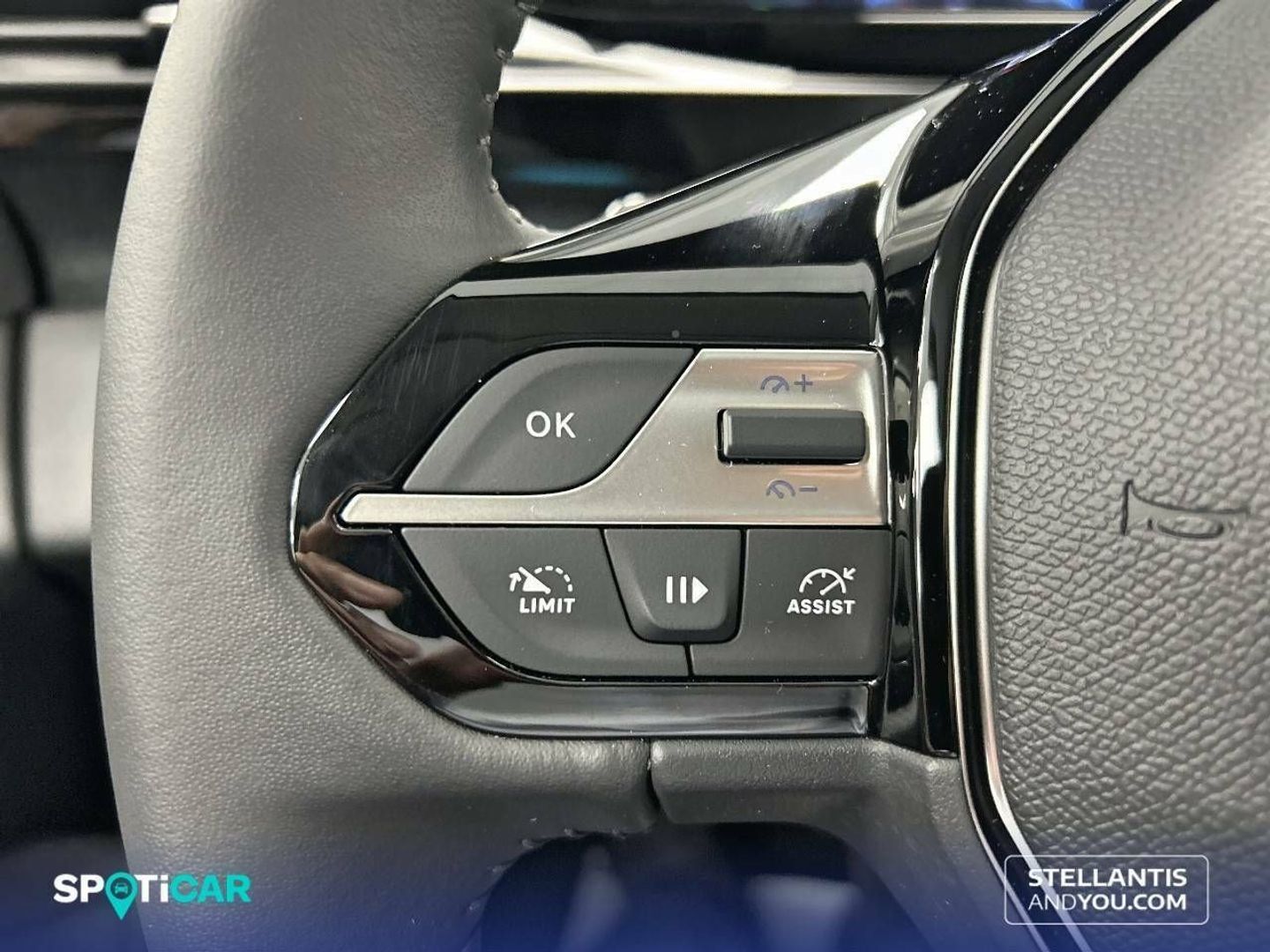 Peugeot 408 Puretech 130 Allure EAT8 96 kW (130 CV)