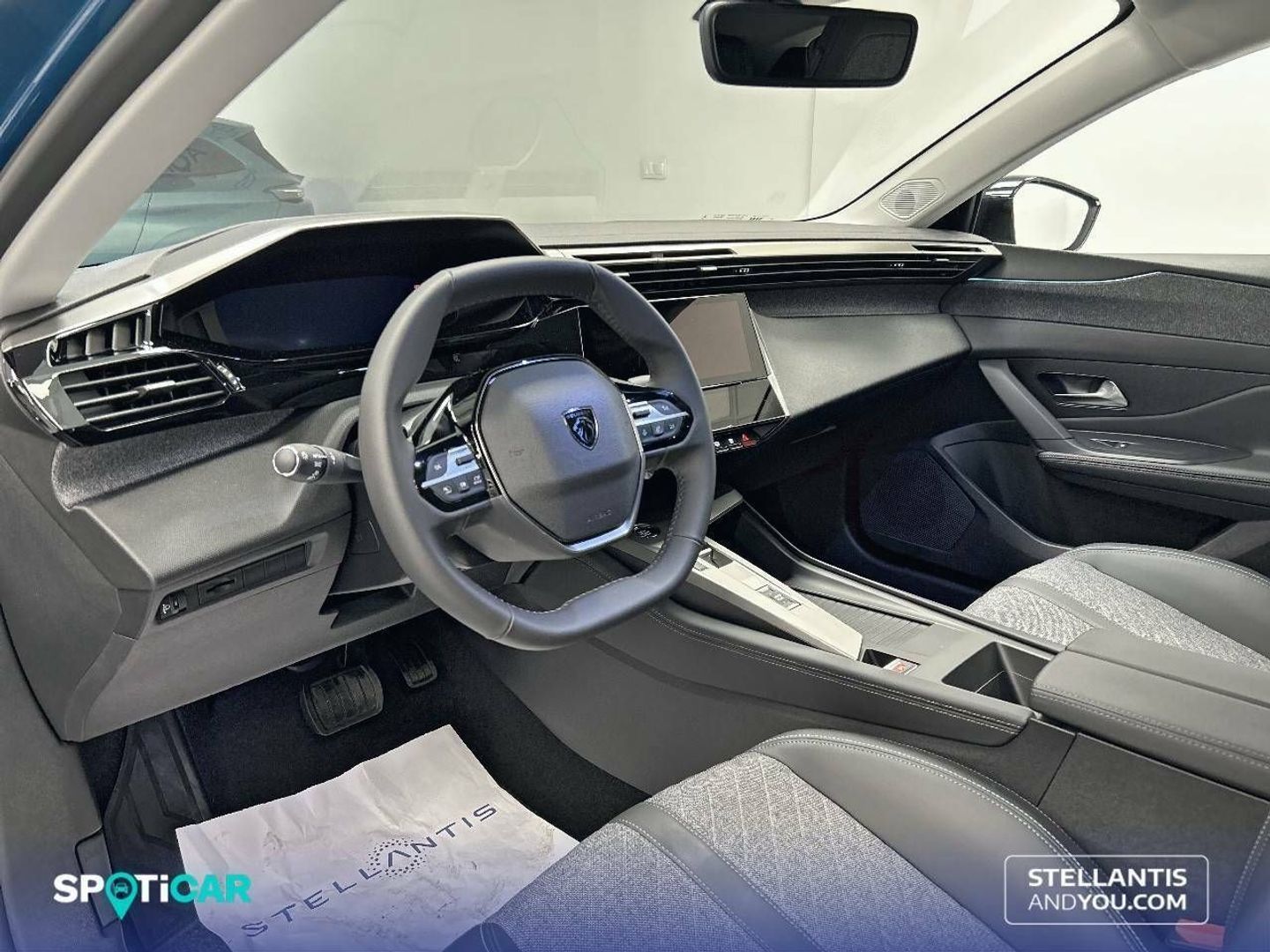 Peugeot 408 Puretech 130 Allure EAT8 96 kW (130 CV)