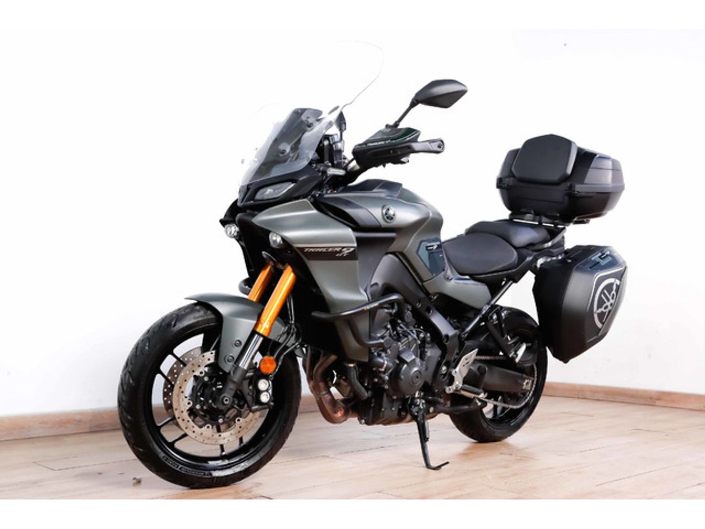 Yamaha Tracer 9 GT Gris Motorcycle