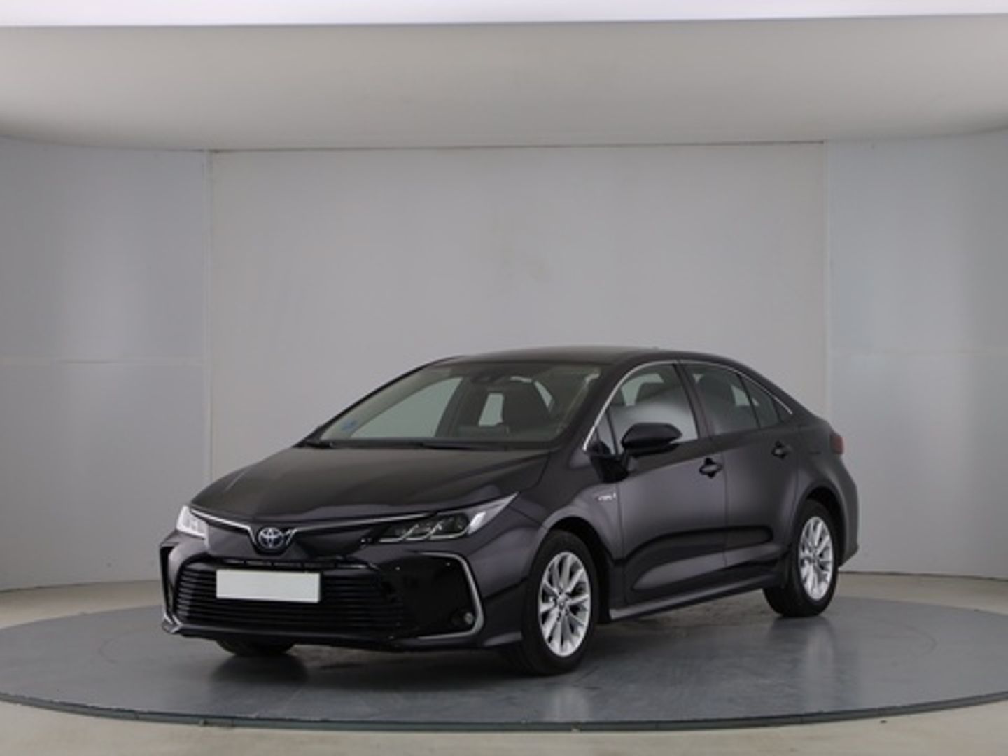 Toyota Corolla 1.8 125 Híbrido Active Tech E-CVT Sedán 90 kW (122 CV) Negro Sedan