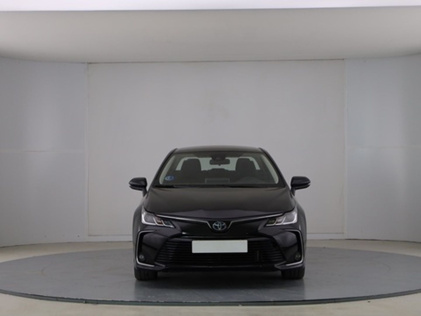 Toyota Corolla 1.8 125 Híbrido Active Tech E-CVT Sedán 90 kW (122 CV)