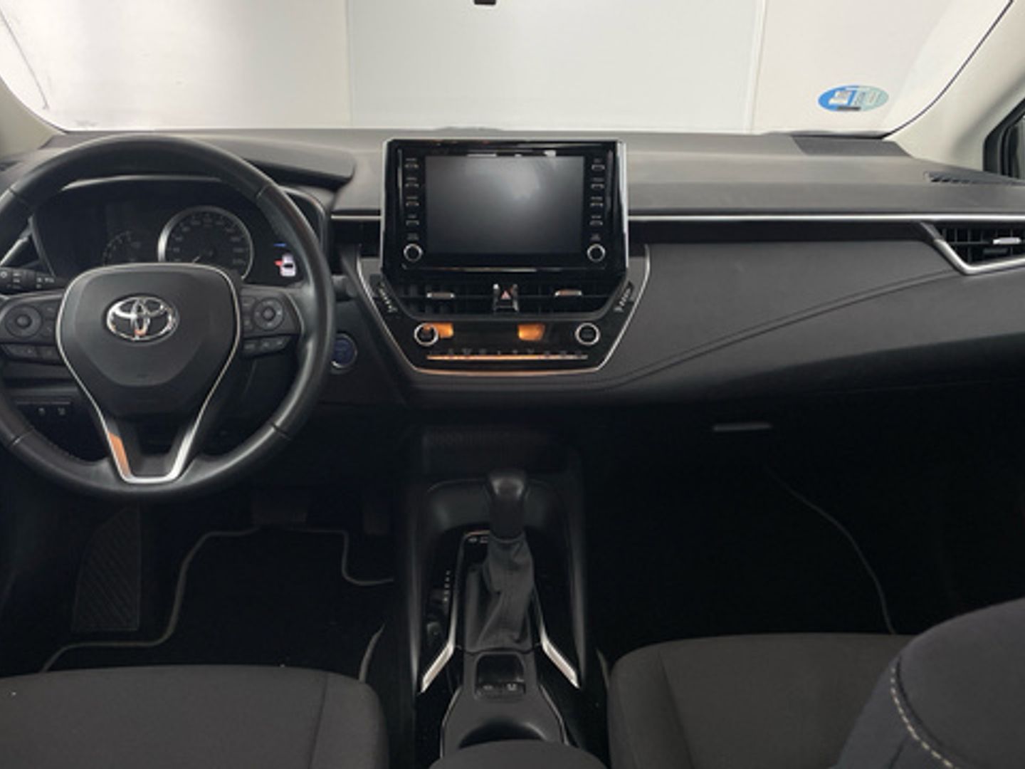Toyota Corolla 1.8 125 Híbrido Active Tech E-CVT Sedán 90 kW (122 CV)