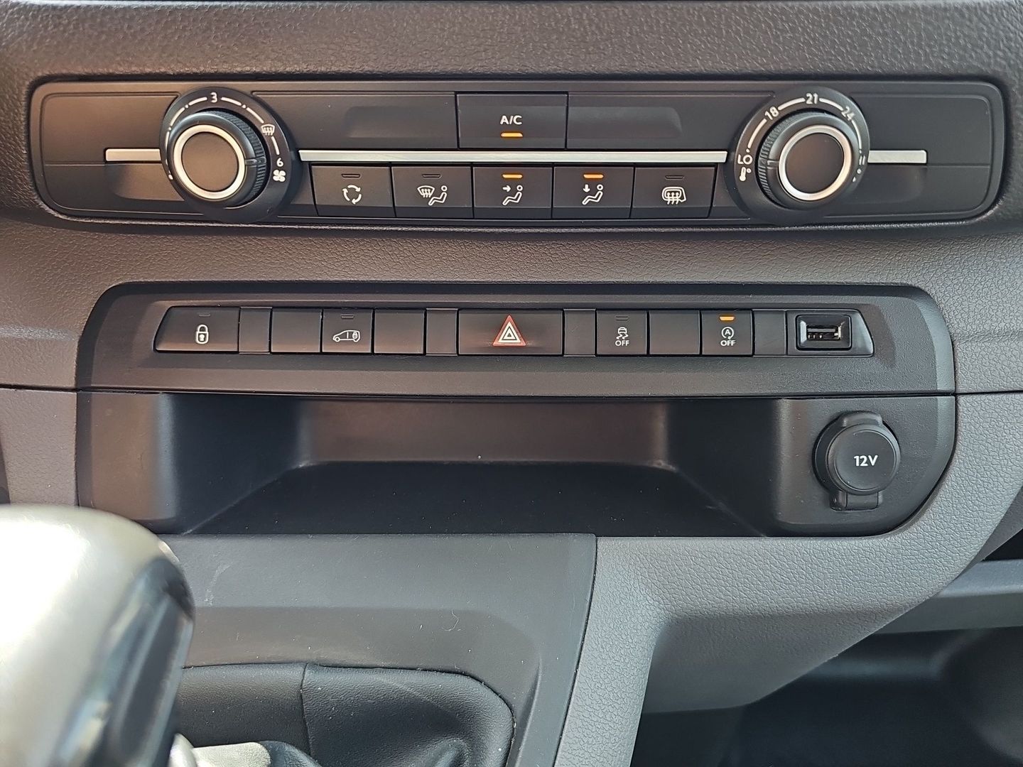 Peugeot Expert Furgon BlueHDi 120 S&S Pro Standard 88 kW (120 CV)