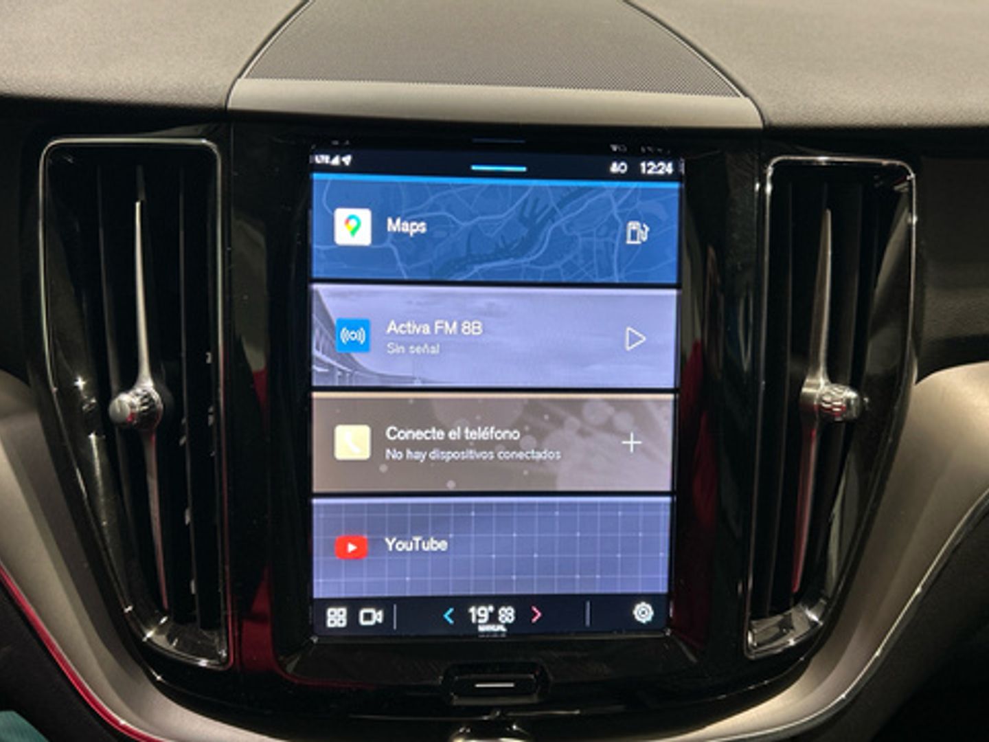 Volvo XC60 B4 G Essential Auto 145 kW (197 CV)