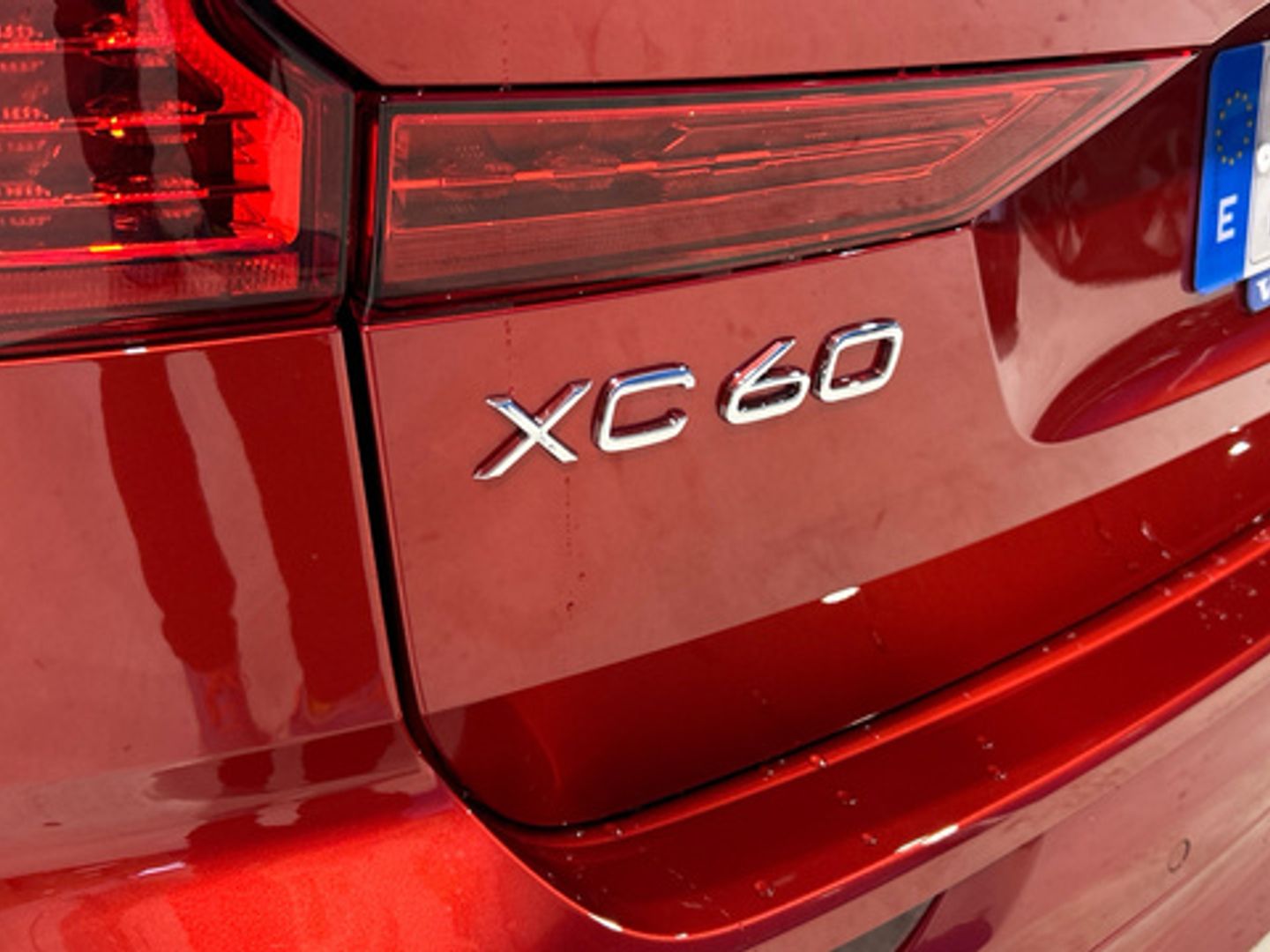 Volvo XC60 B4 G Essential Auto 145 kW (197 CV)