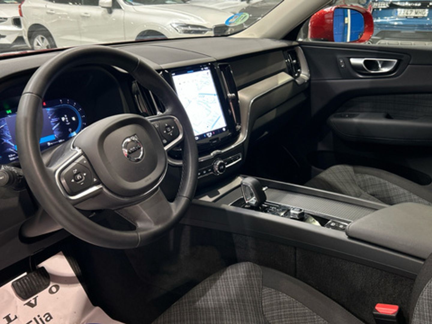 Volvo XC60 B4 G Essential Auto 145 kW (197 CV)