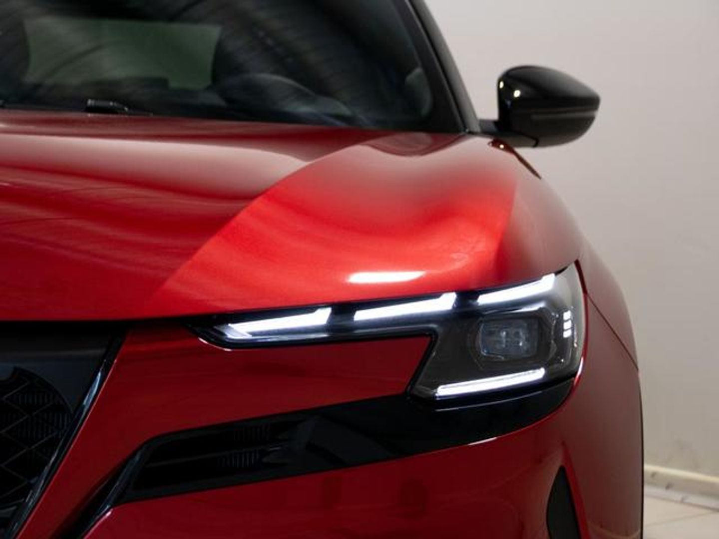 Alfa Romeo Junior Elettrica Speciale 115 kW (156 CV)