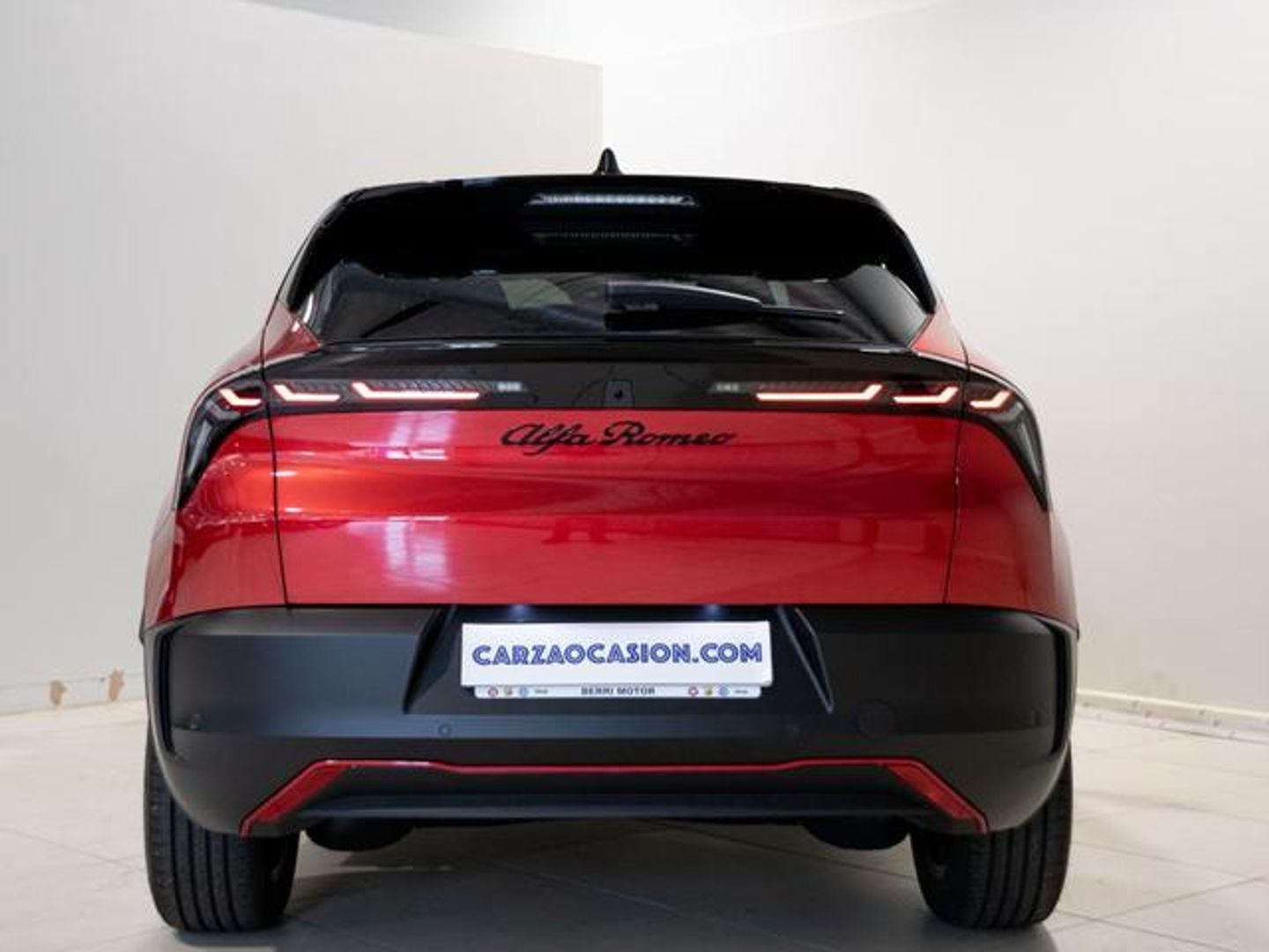 Alfa Romeo Junior Elettrica Speciale 115 kW (156 CV)