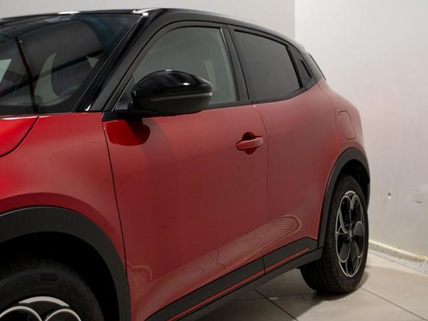 Alfa Romeo Junior Elettrica Speciale 115 kW (156 CV)