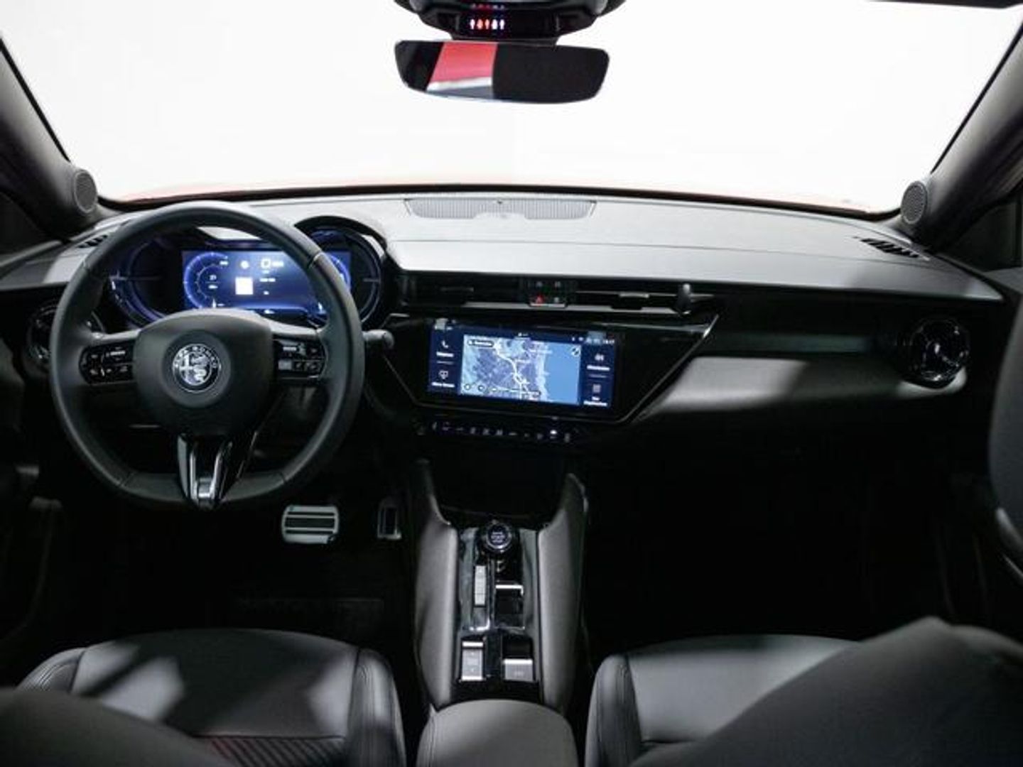 Alfa Romeo Junior Elettrica Speciale 115 kW (156 CV)