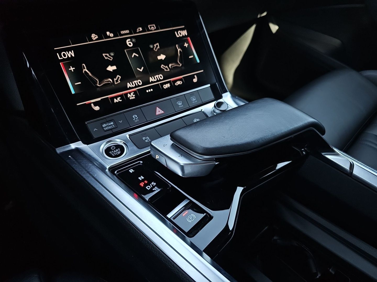 Audi e-tron Advanced 55 quattro 300 kW (408 CV)