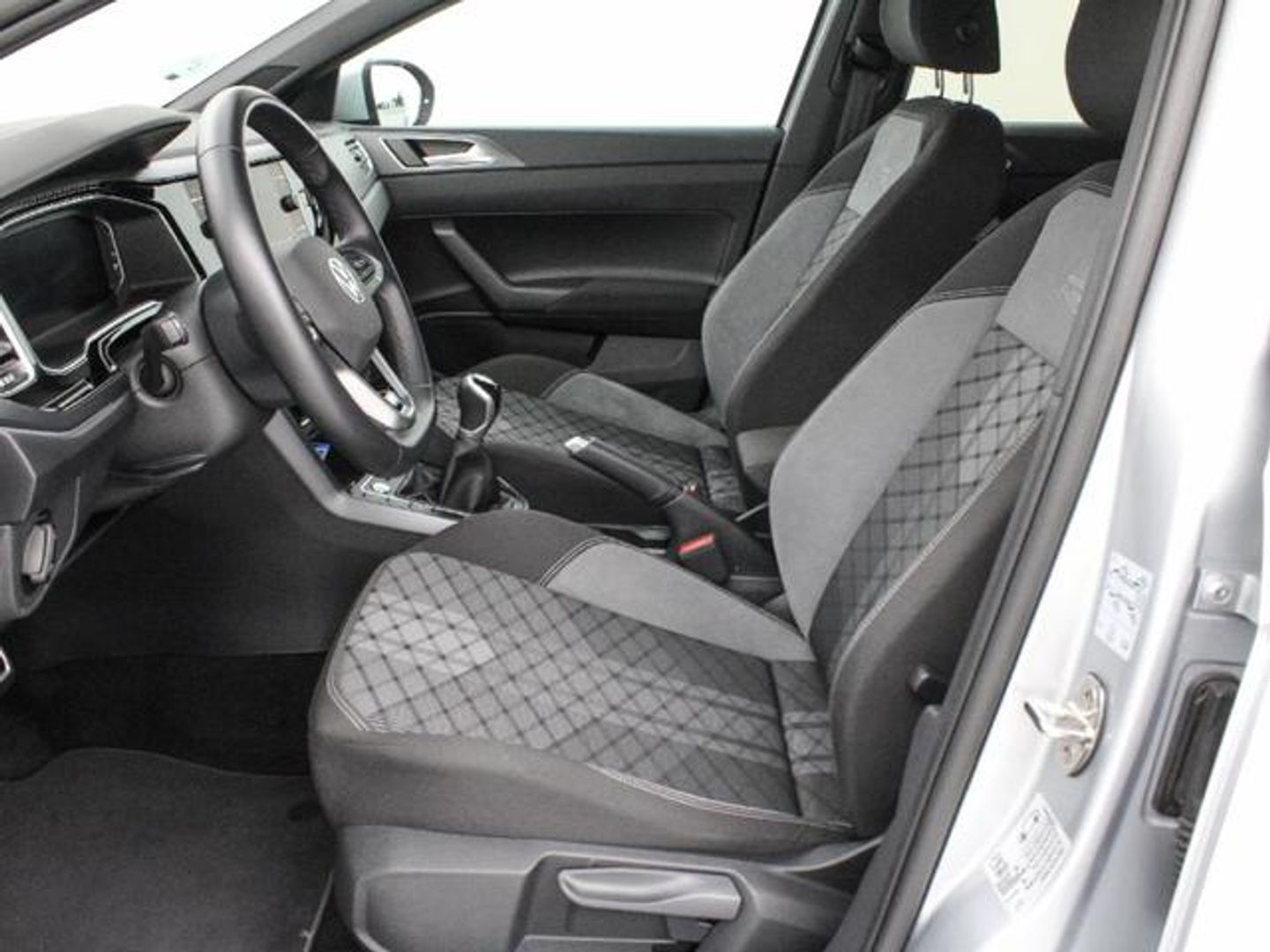 Volkswagen Taigo R-Line 1.0 TSI 85 kW (115 CV)
