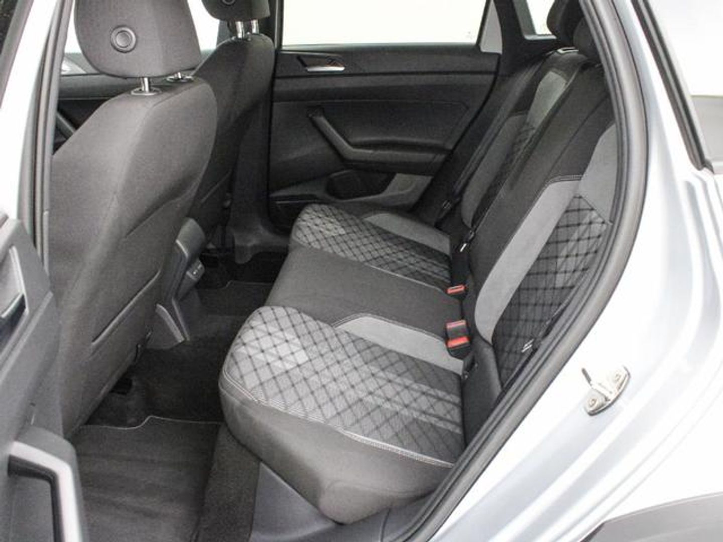 Volkswagen Taigo R-Line 1.0 TSI 85 kW (115 CV)