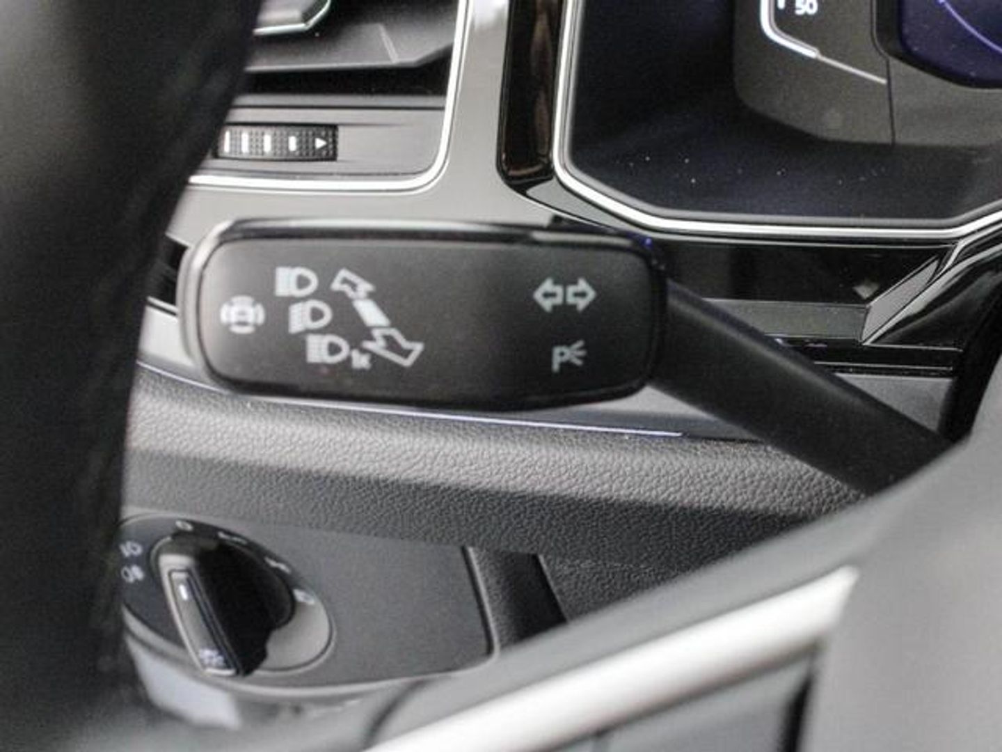 Volkswagen Taigo R-Line 1.0 TSI 85 kW (115 CV)