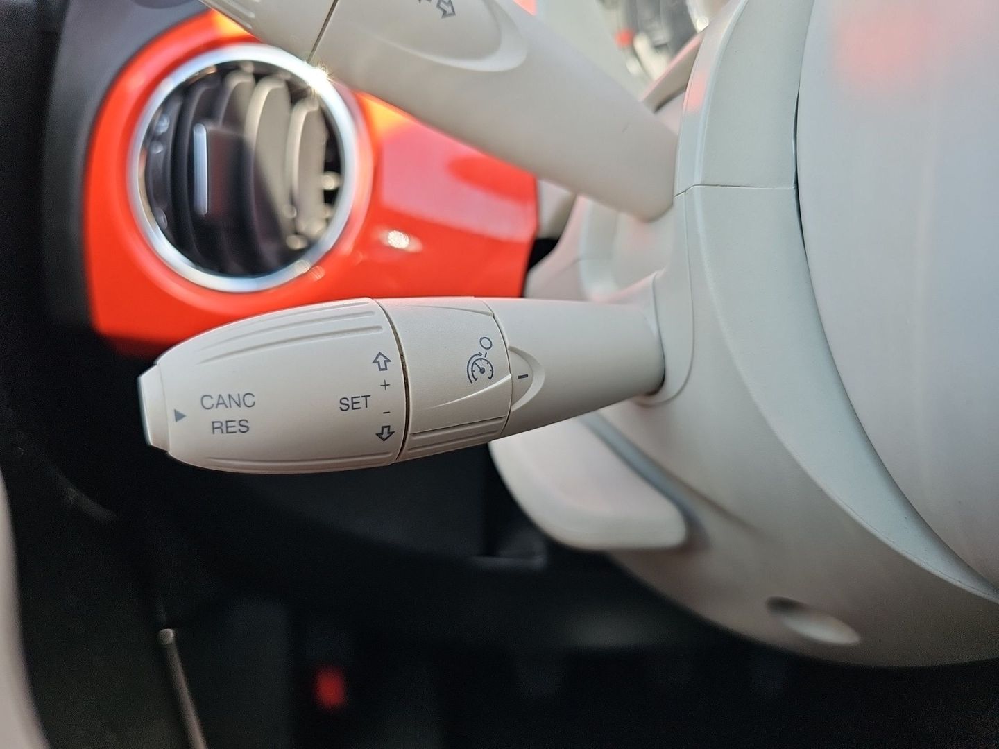 Fiat 500 1.0 Hybrid Cult 51 kW (70 CV)