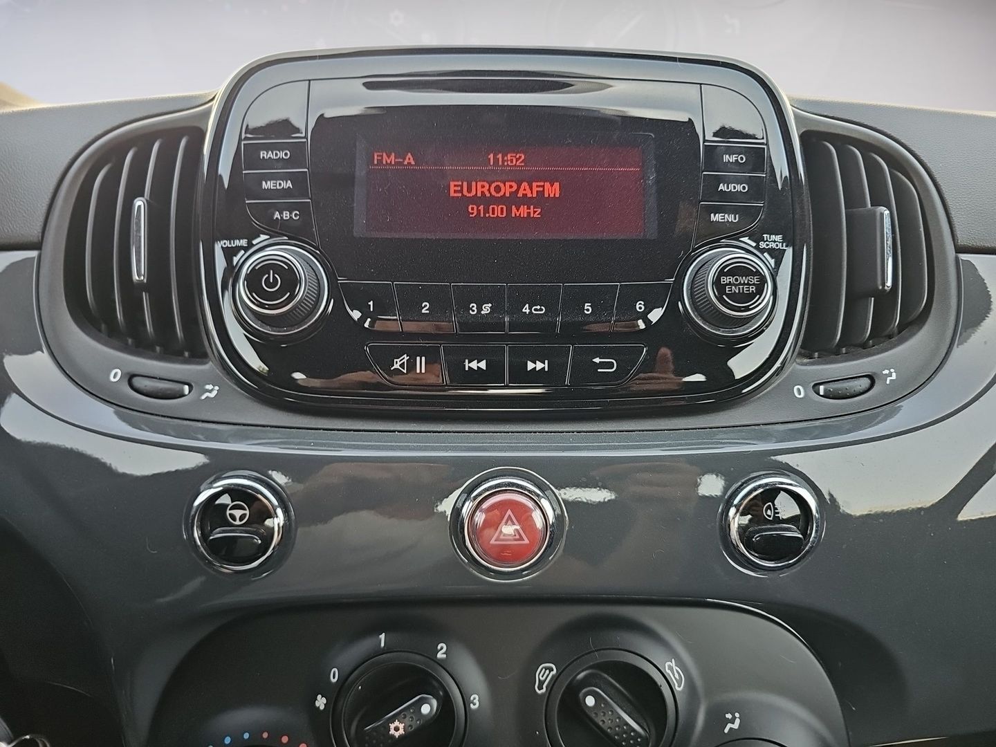 Fiat 500 1.0 Hybrid Cult 51 kW (70 CV)