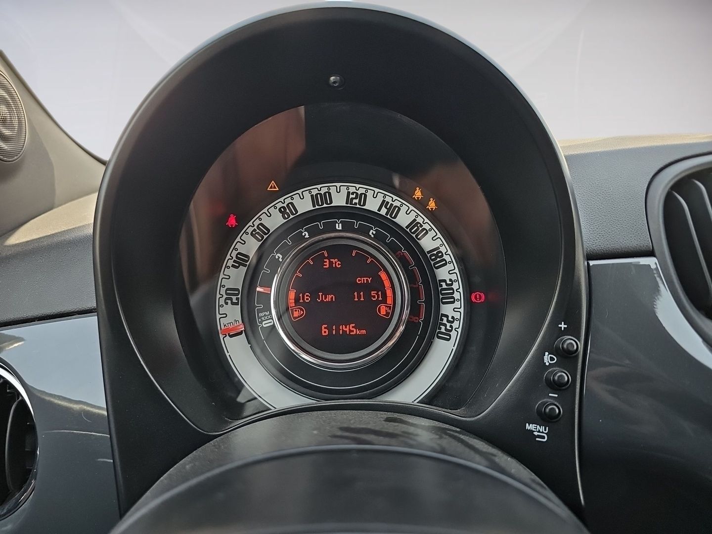 Fiat 500 1.0 Hybrid Cult 51 kW (70 CV)