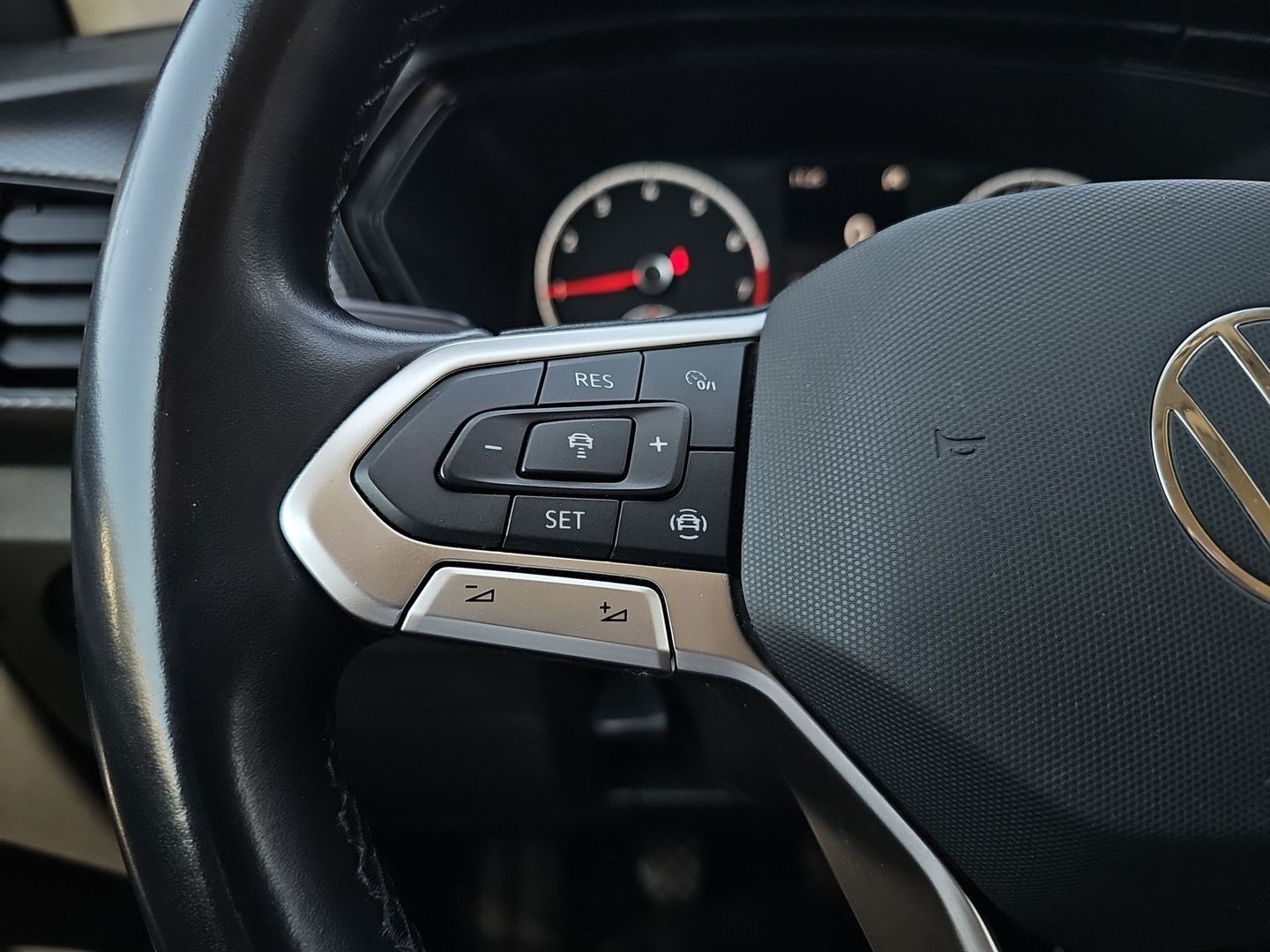 Volkswagen T-Cross Advance 1.0 TSI 70 kW (95 CV)