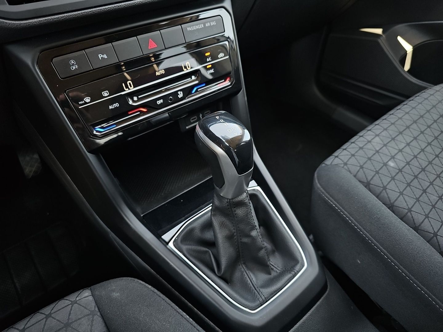 Volkswagen T-Cross Advance 1.0 TSI 81 kW (110 CV) DSG