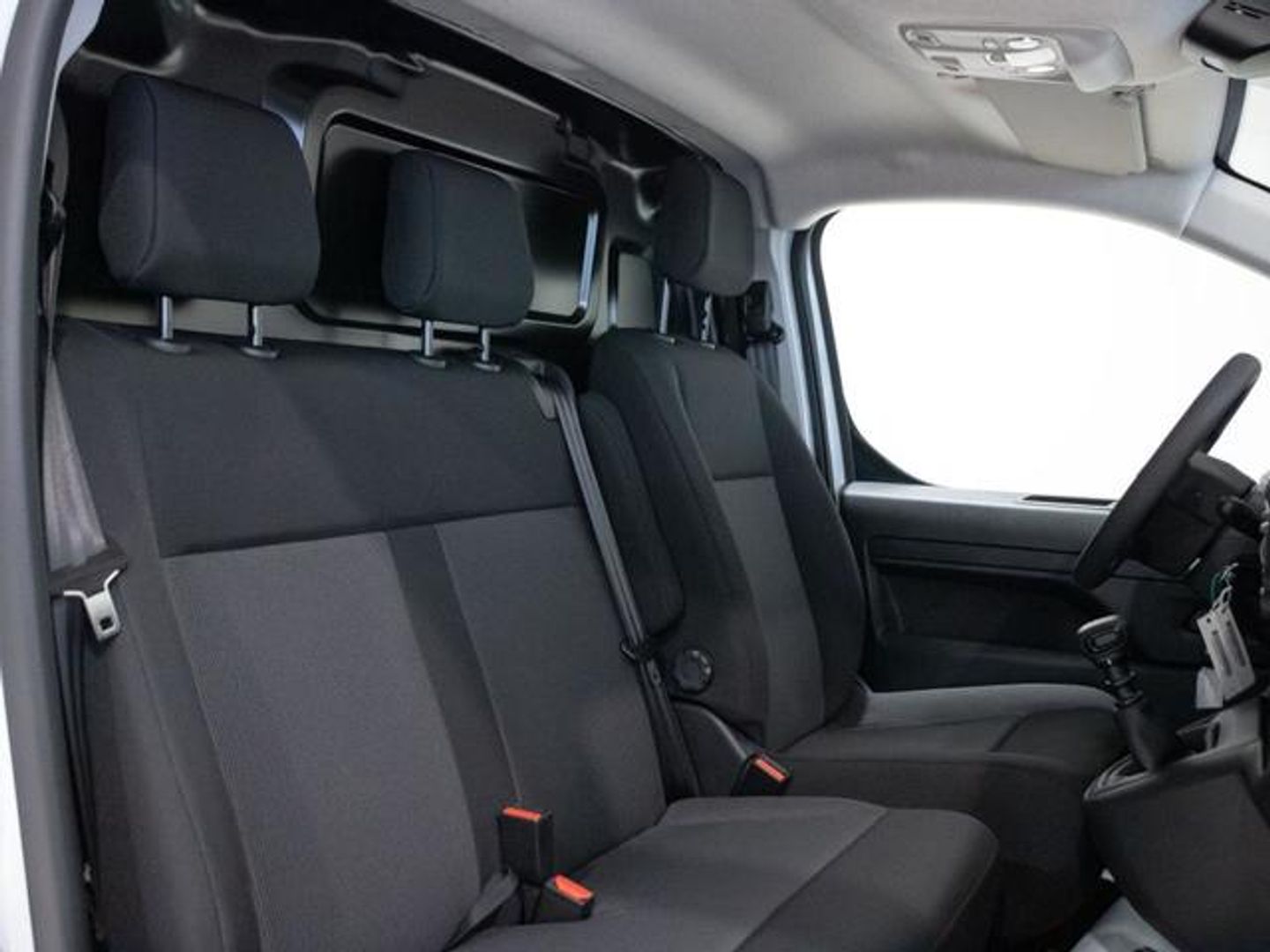 Fiat Scudo Furgón BEV 75 KW L3 100 kW (136 CV)