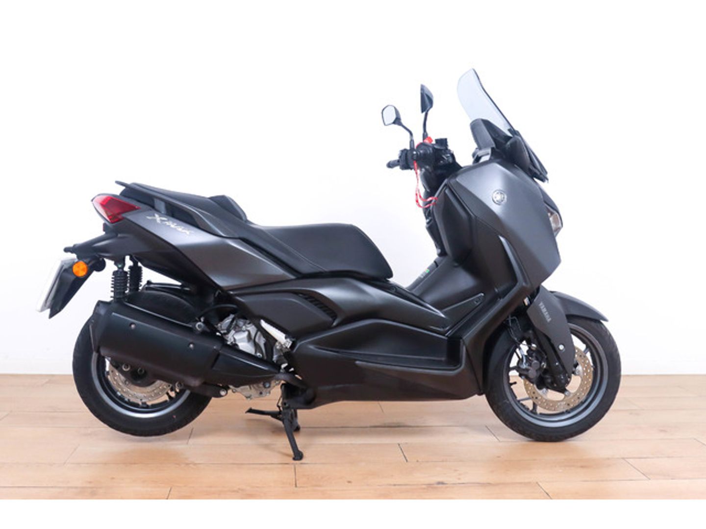 Yamaha XMAX 300 Negro Motorcycle
