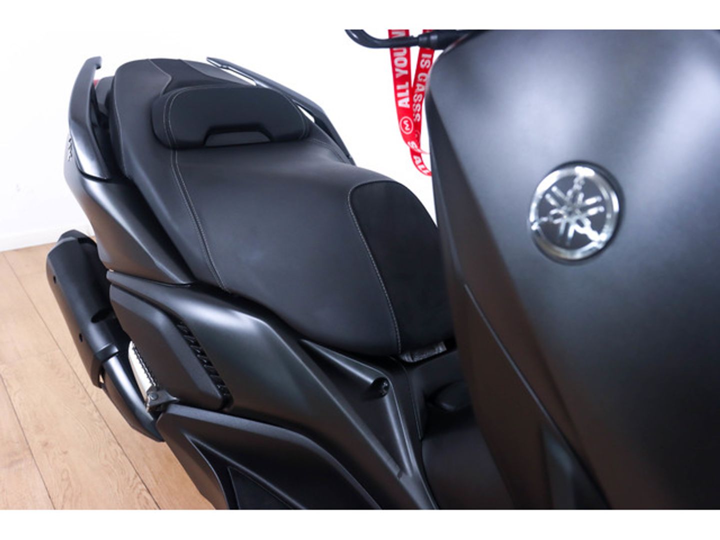 Yamaha XMAX 300