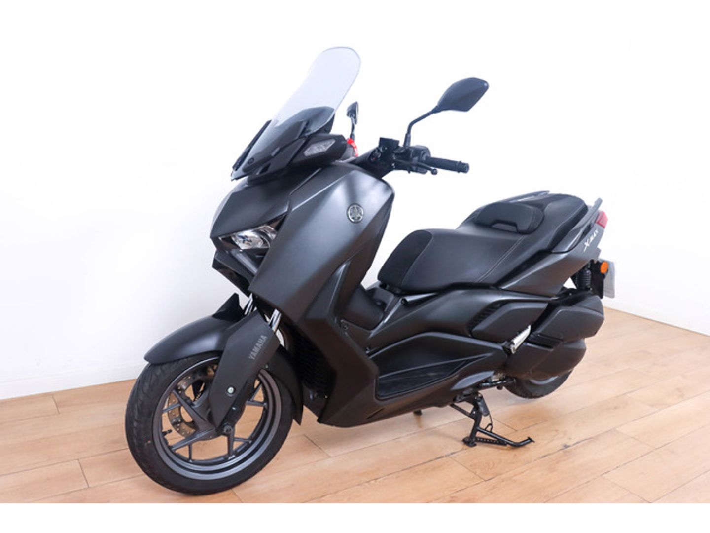 Yamaha XMAX 300
