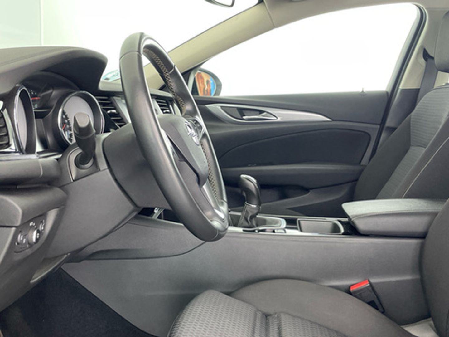 Opel Insignia 1.5D DVH GS Business Edition MT6 90 kW (122 CV)