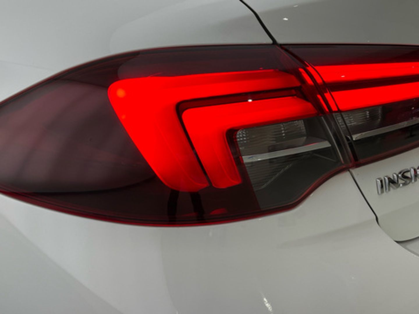 Opel Insignia 1.5D DVH GS Business Edition MT6 90 kW (122 CV)