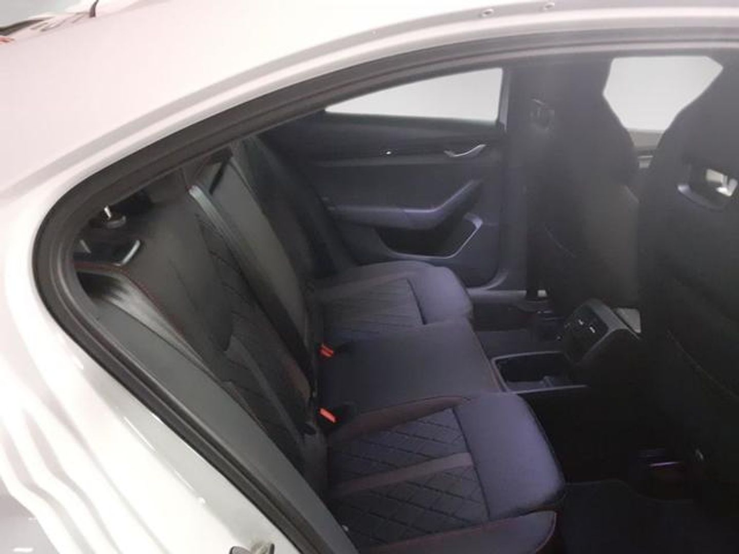 Skoda Octavia 2.0 TSI RS DSG 195 kW (265 CV)