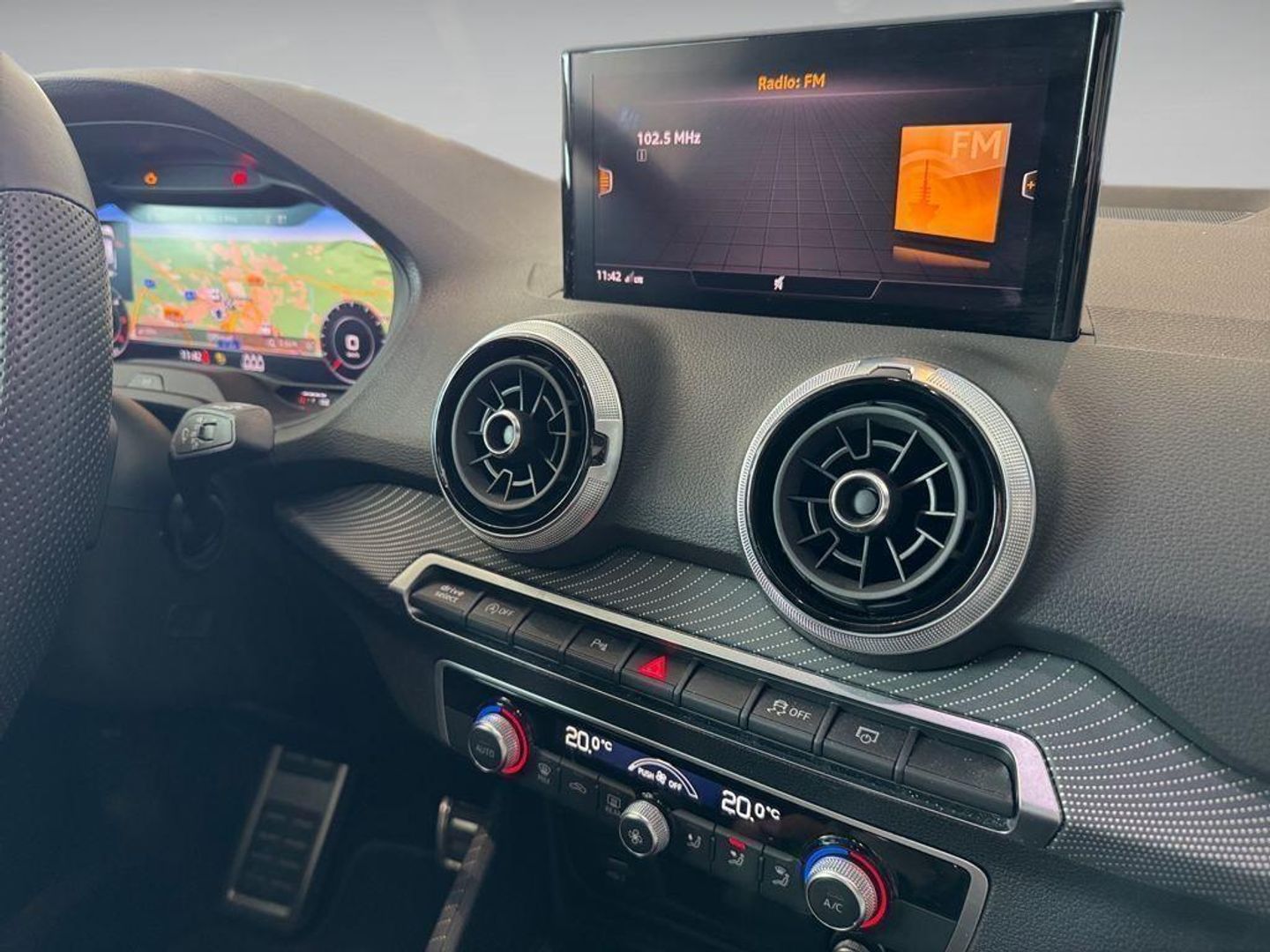 Audi Q2 Adrenalin 35 TFSI 110 kW (150 CV) S tronic