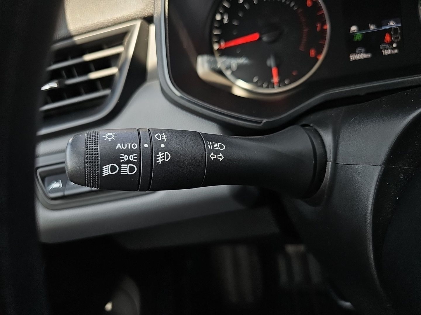 Renault Clio Business TCe 66 kW (90 CV)