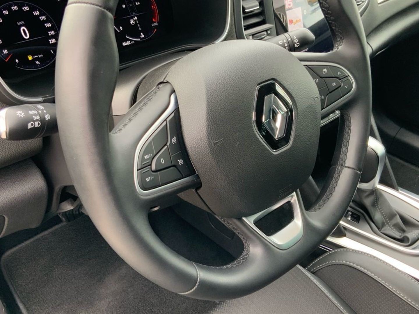 Renault Megane Sport Tourer Techno TCe 103 kW (140 CV) EDC GPF