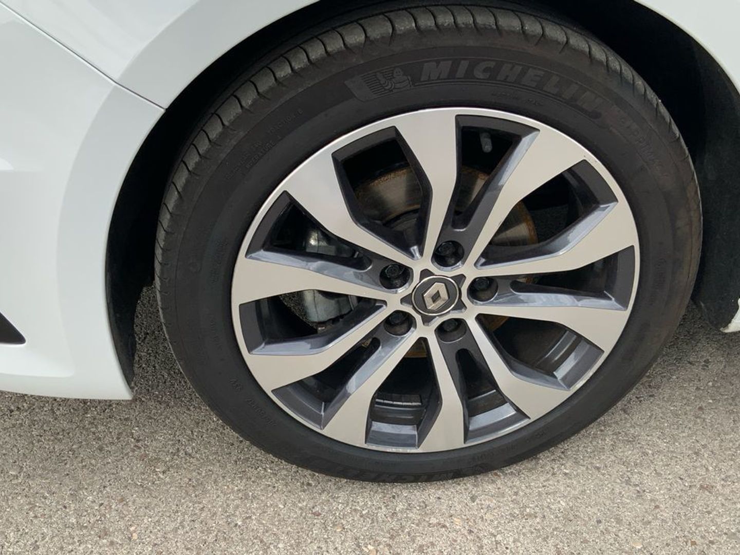Renault Megane Sport Tourer Techno TCe 103 kW (140 CV) EDC GPF