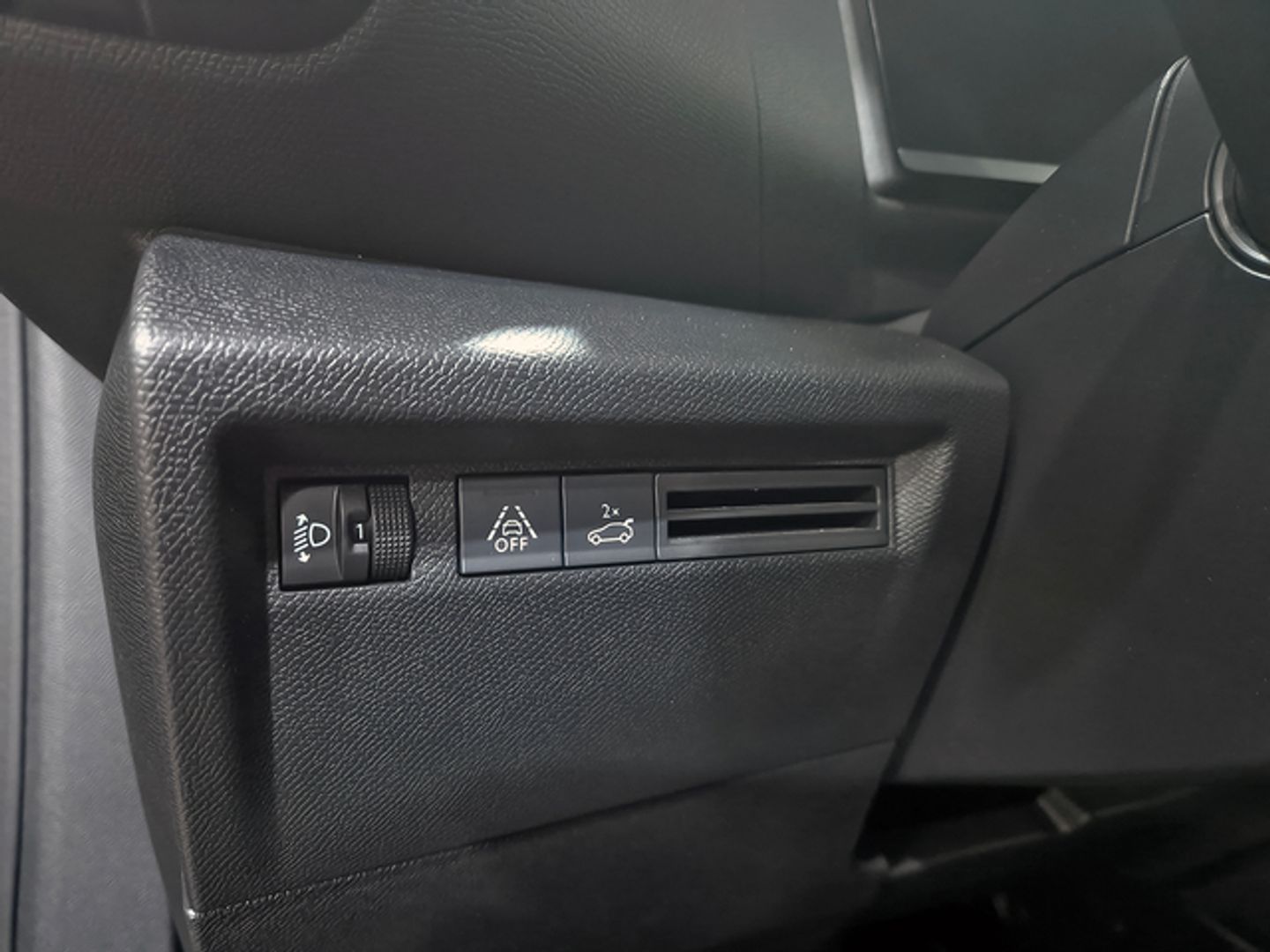 Citroen C4 X PureTech 100 S&S 6v You 75 kW (102 CV)