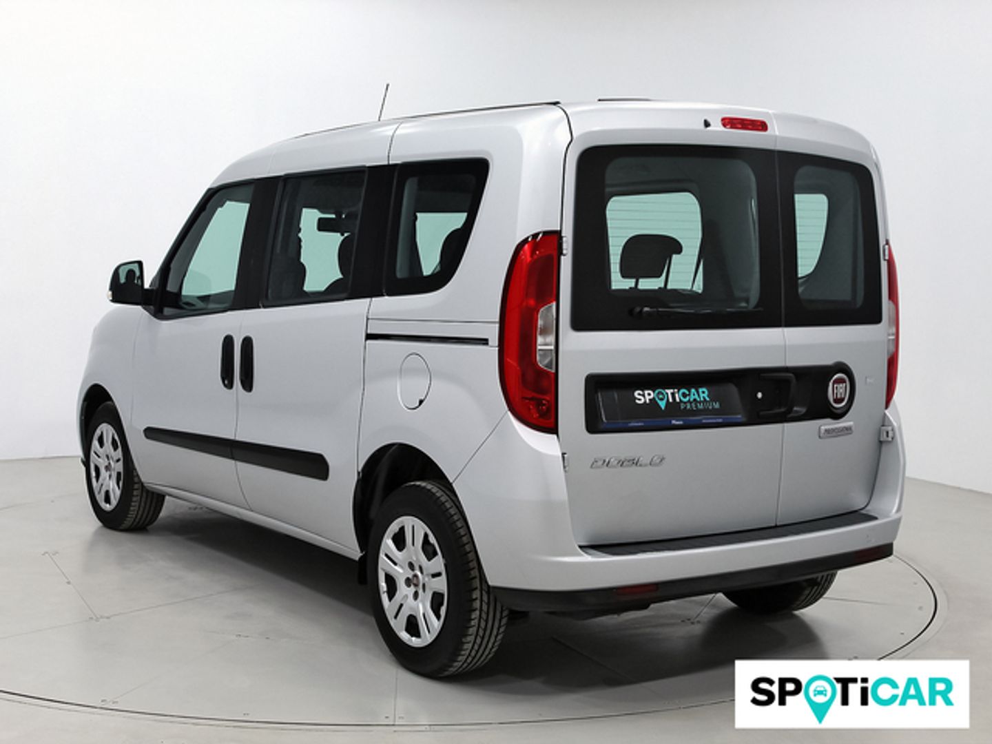 Fiat Dobló Cargo 1.6 Multijet SX 77 kW (105 CV)