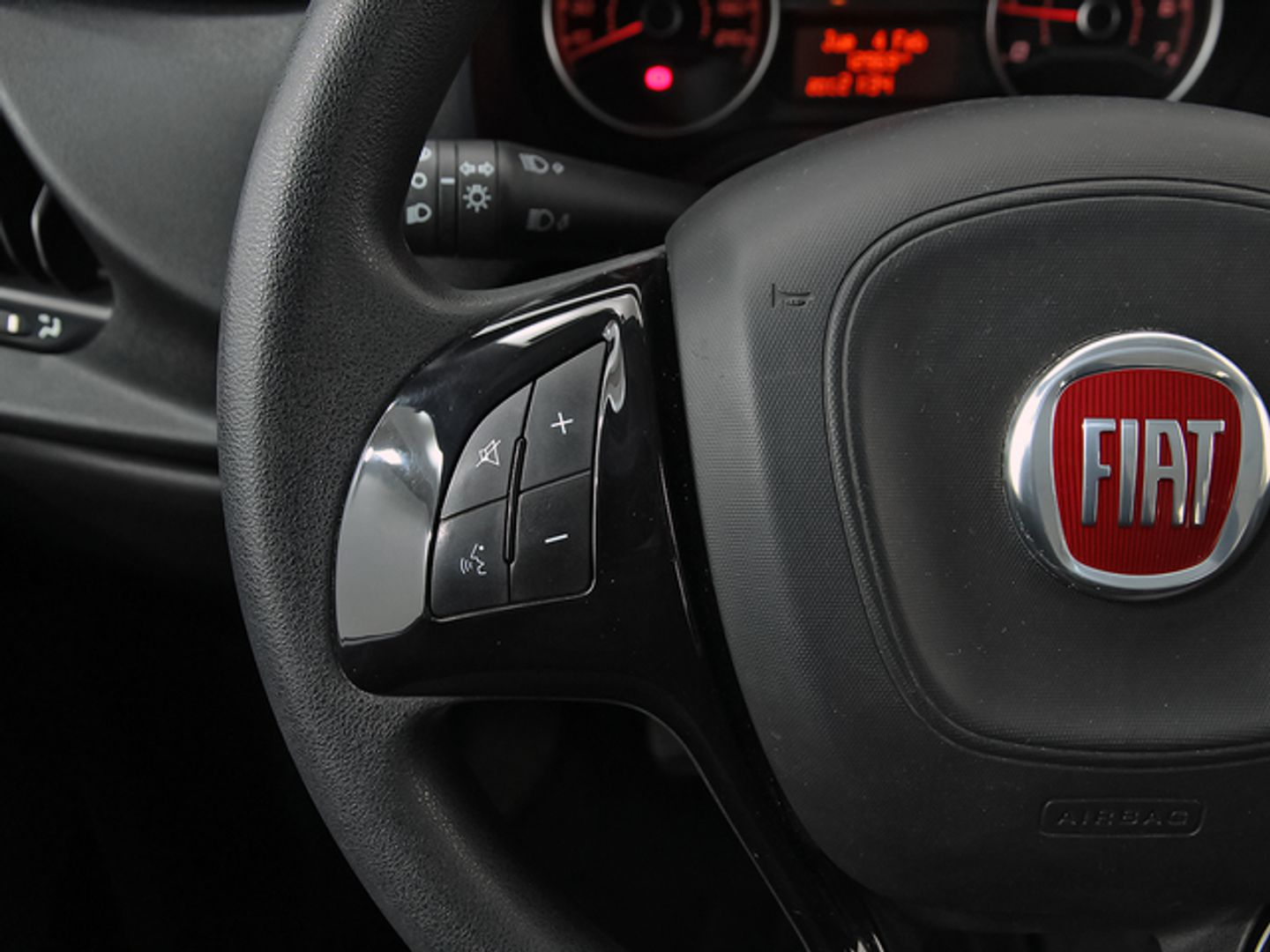 Fiat Dobló Cargo 1.6 Multijet SX 77 kW (105 CV)