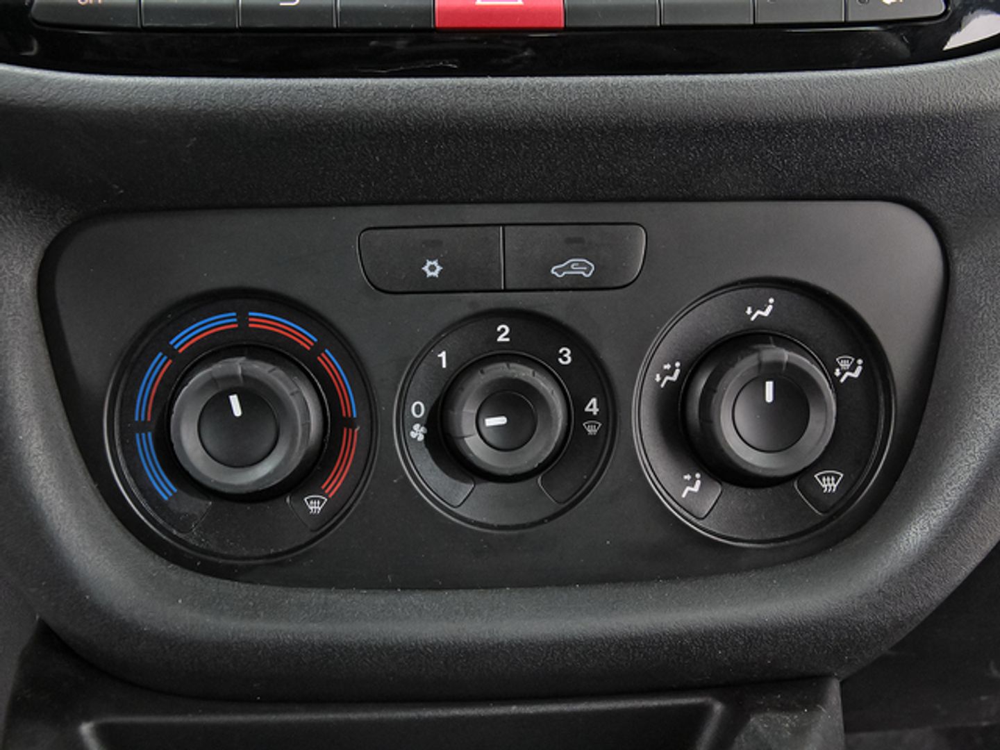 Fiat Dobló Cargo 1.6 Multijet SX 77 kW (105 CV)