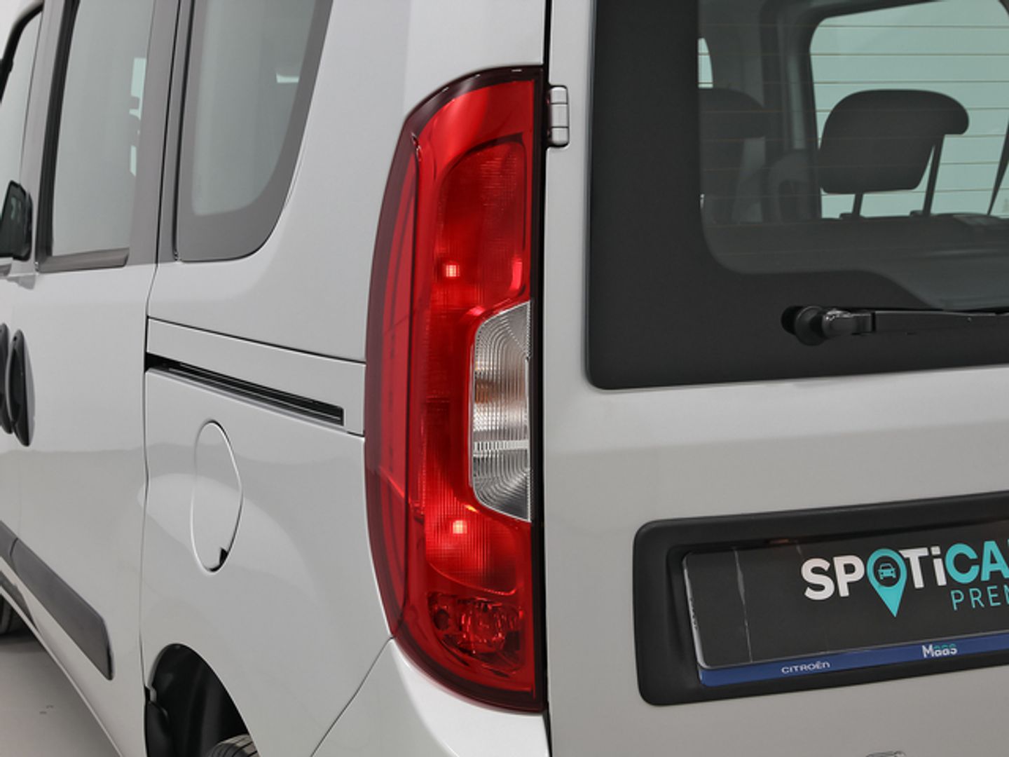 Fiat Dobló Cargo 1.6 Multijet SX 77 kW (105 CV)