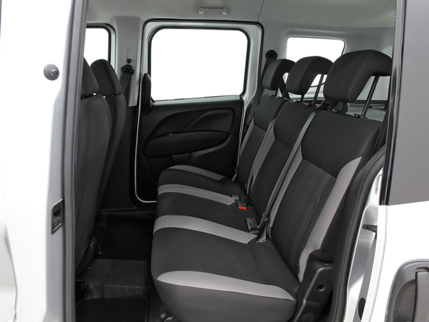 Fiat Dobló Cargo 1.6 Multijet SX 77 kW (105 CV)