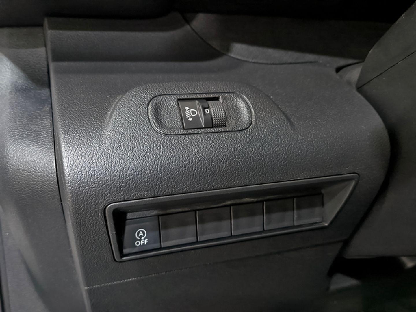 Peugeot Partner Furgon BlueHDi 100 Pro Standard 600kg 73 kW (98 CV)