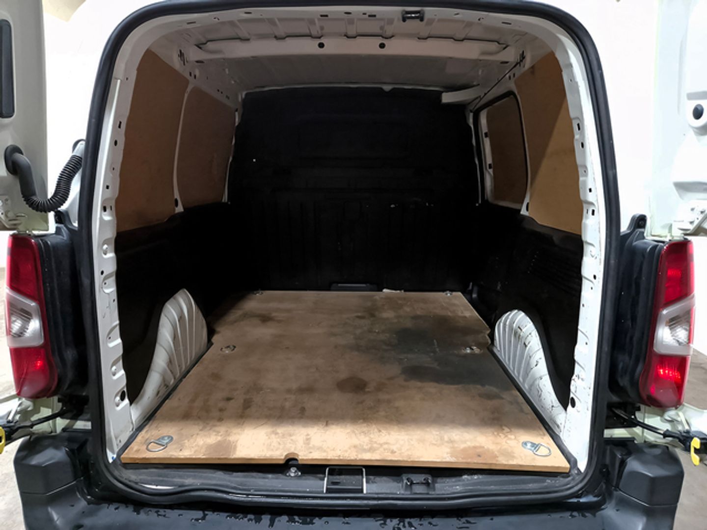 Peugeot Partner Furgon BlueHDi 100 Pro Standard 600kg 73 kW (98 CV)