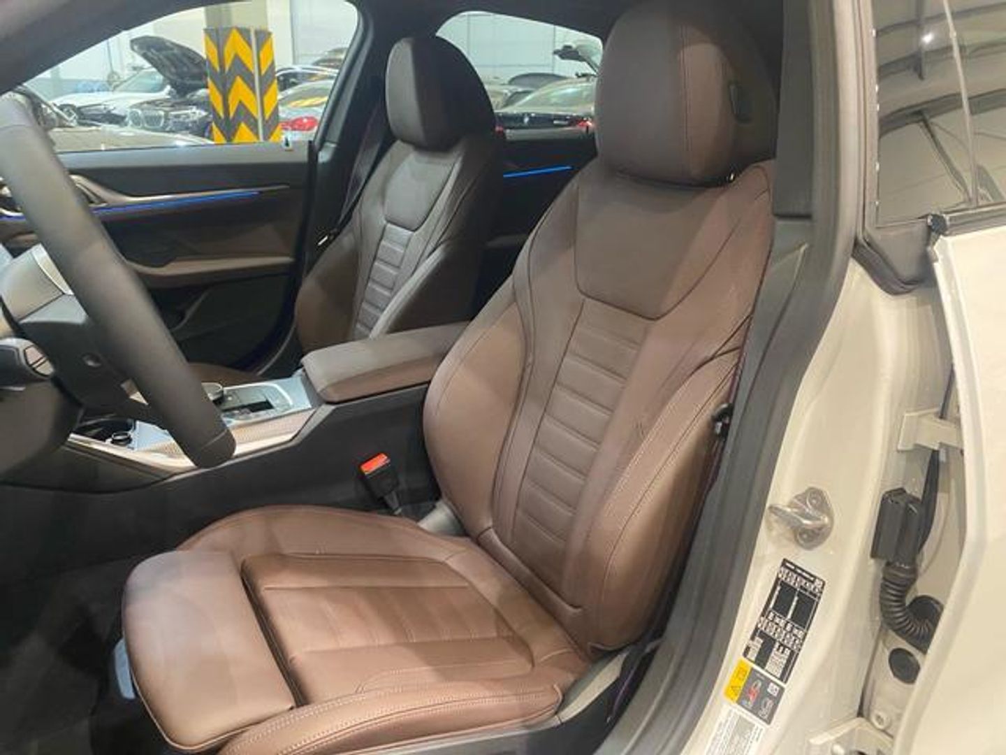 BMW i4 eDrive40 250 kW (340 CV)