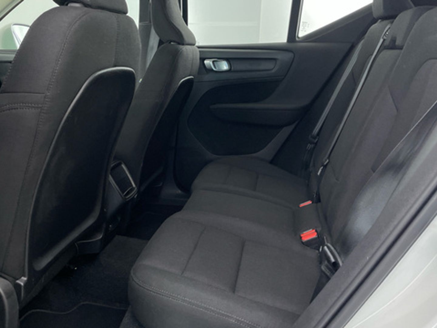 Volvo XC40 T3 Momentum Core Auto 120 kW (163 CV)