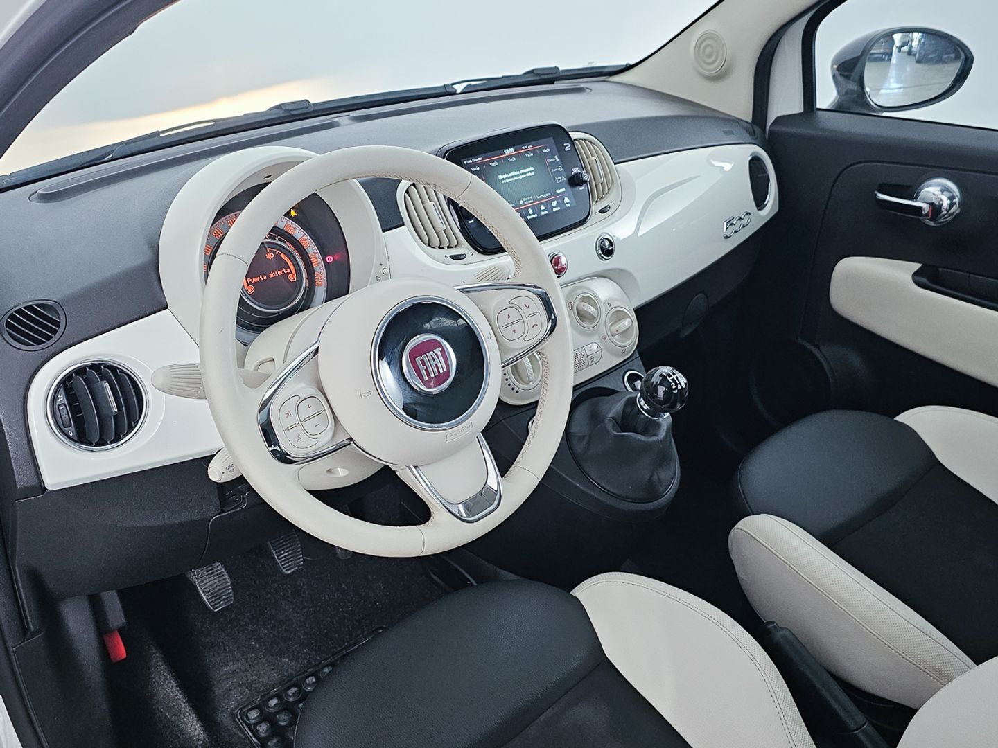 Fiat 500 1.0 Hybrid Dolcevita 51 kW (70 CV)