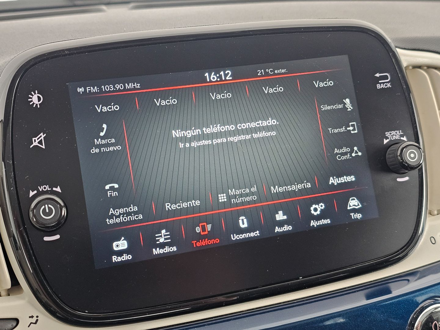 Fiat 500 1.0 Hybrid Dolcevita 51 kW (70 CV)