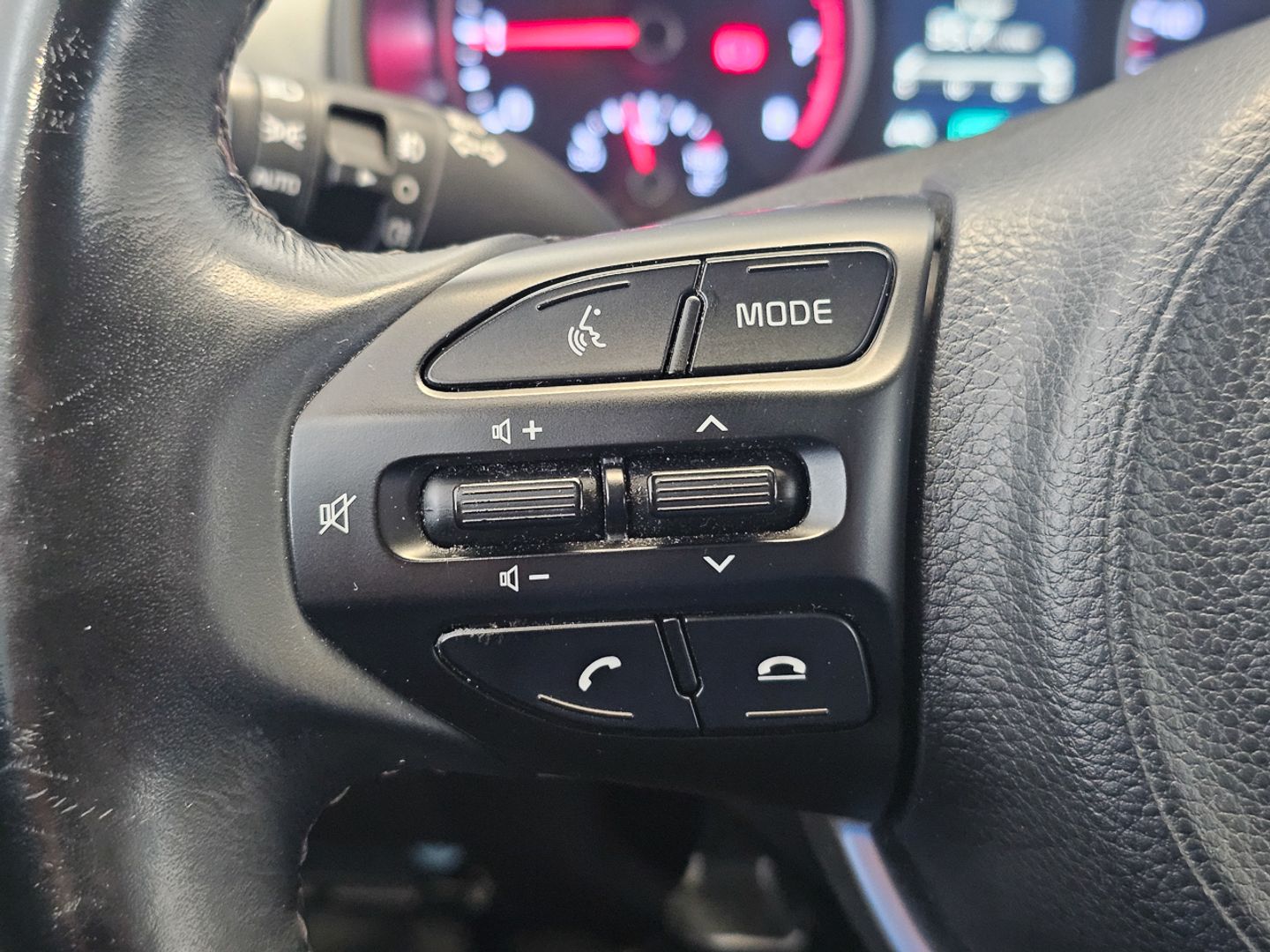 Kia Stonic 1.0 T-GDi Black Edition DCT 88 kW (120 CV)