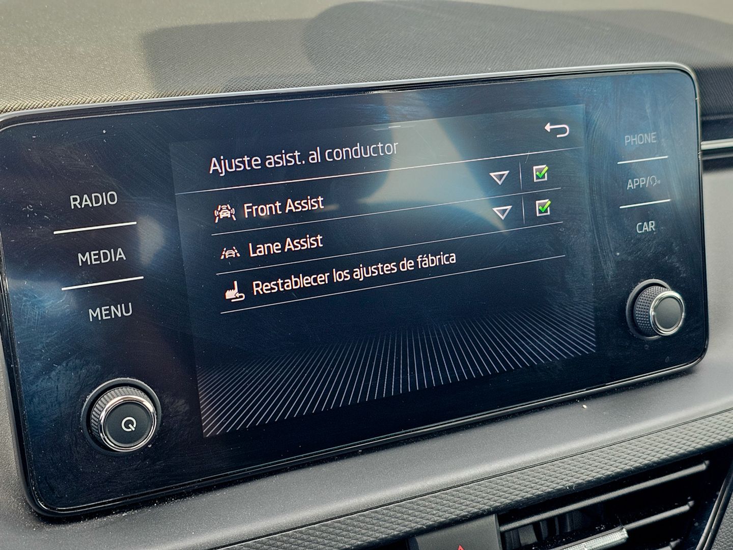 Skoda Kamiq 1.0 TSI Ambition DSG 81 kW (110 CV)